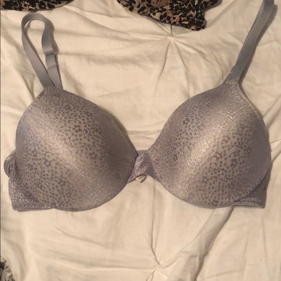 Bras - Picture 3 of 6